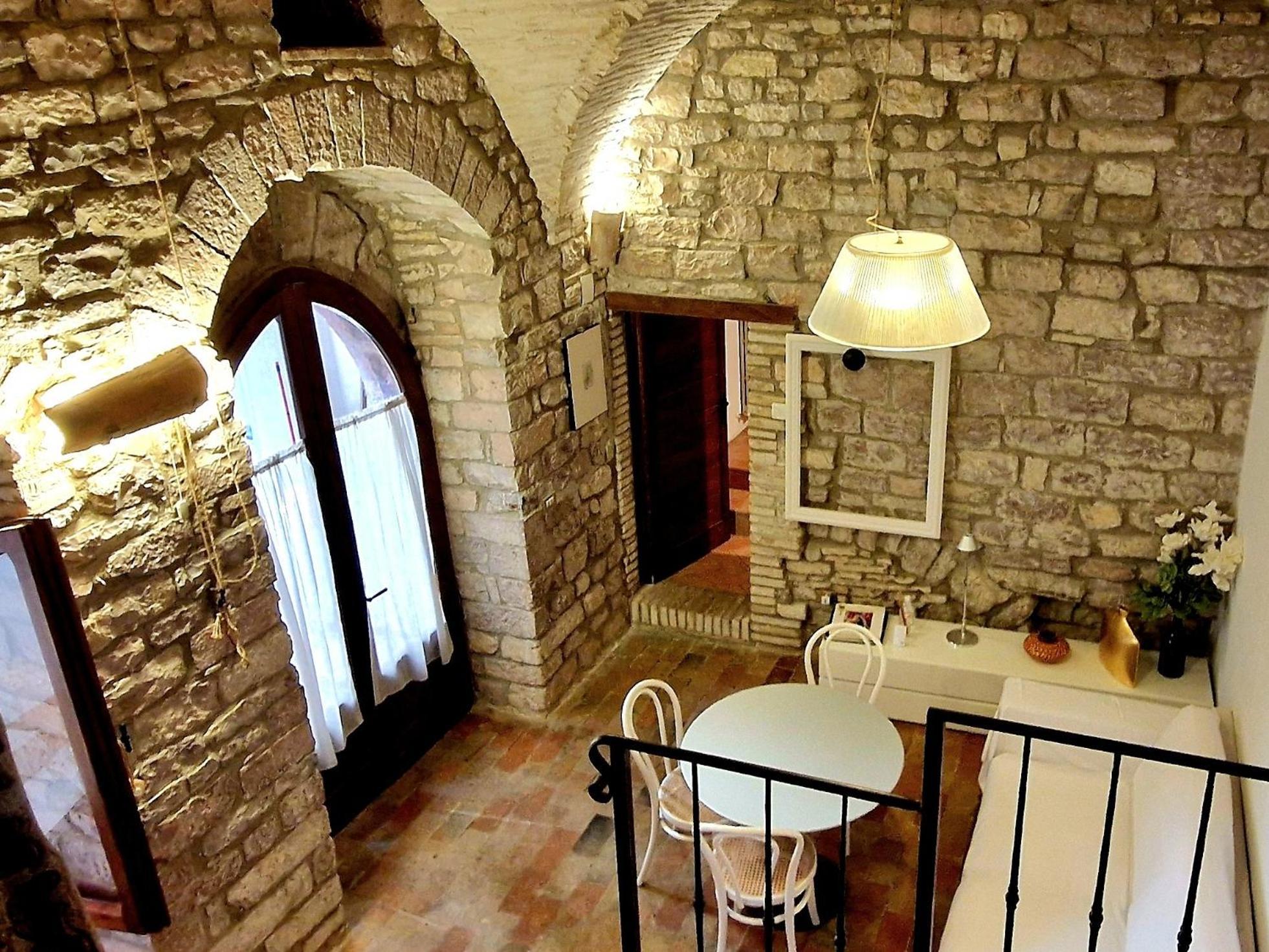 Brizi 5 Apartment Assisi Exterior photo
